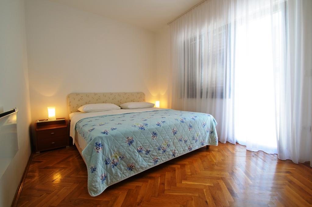 Hella Apartments Трогир Стая снимка