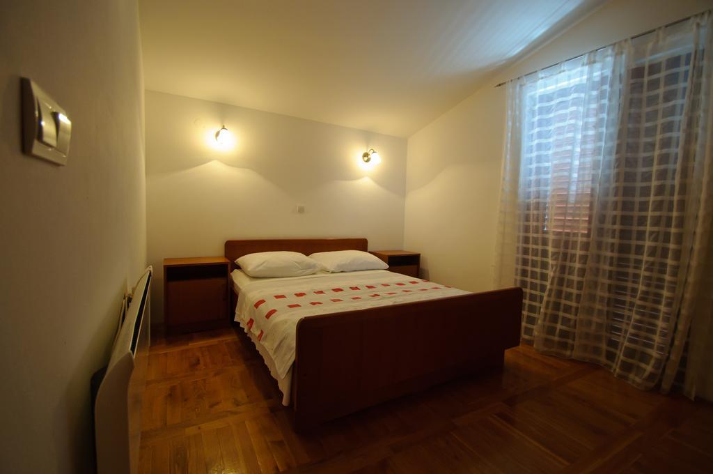 Hella Apartments Трогир Стая снимка
