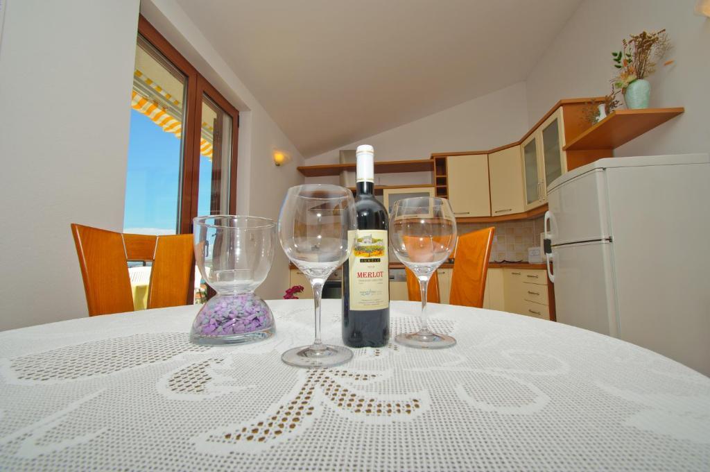 Hella Apartments Трогир Екстериор снимка